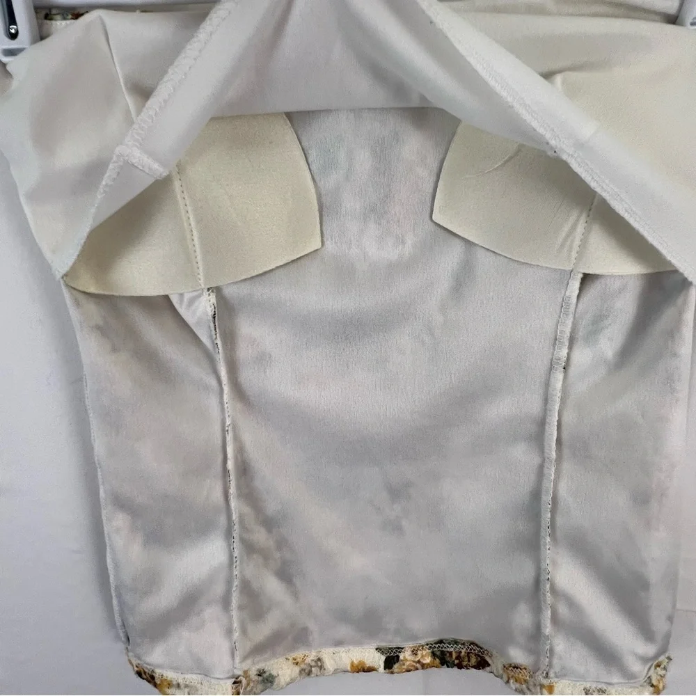 Body C - Small - Women's Top - Lace - Brown White - Strapless - Padded - Picture 9 of 10